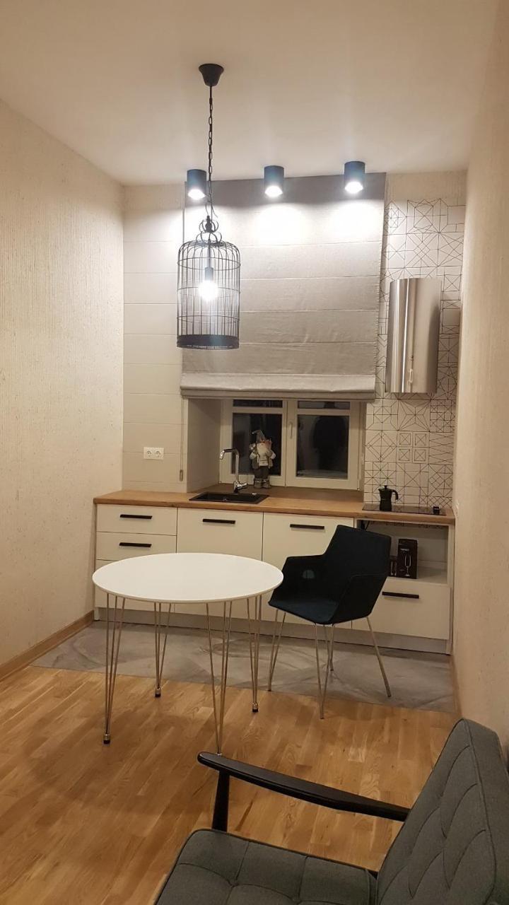 Lviv Wall Street Apt Bagian luar foto