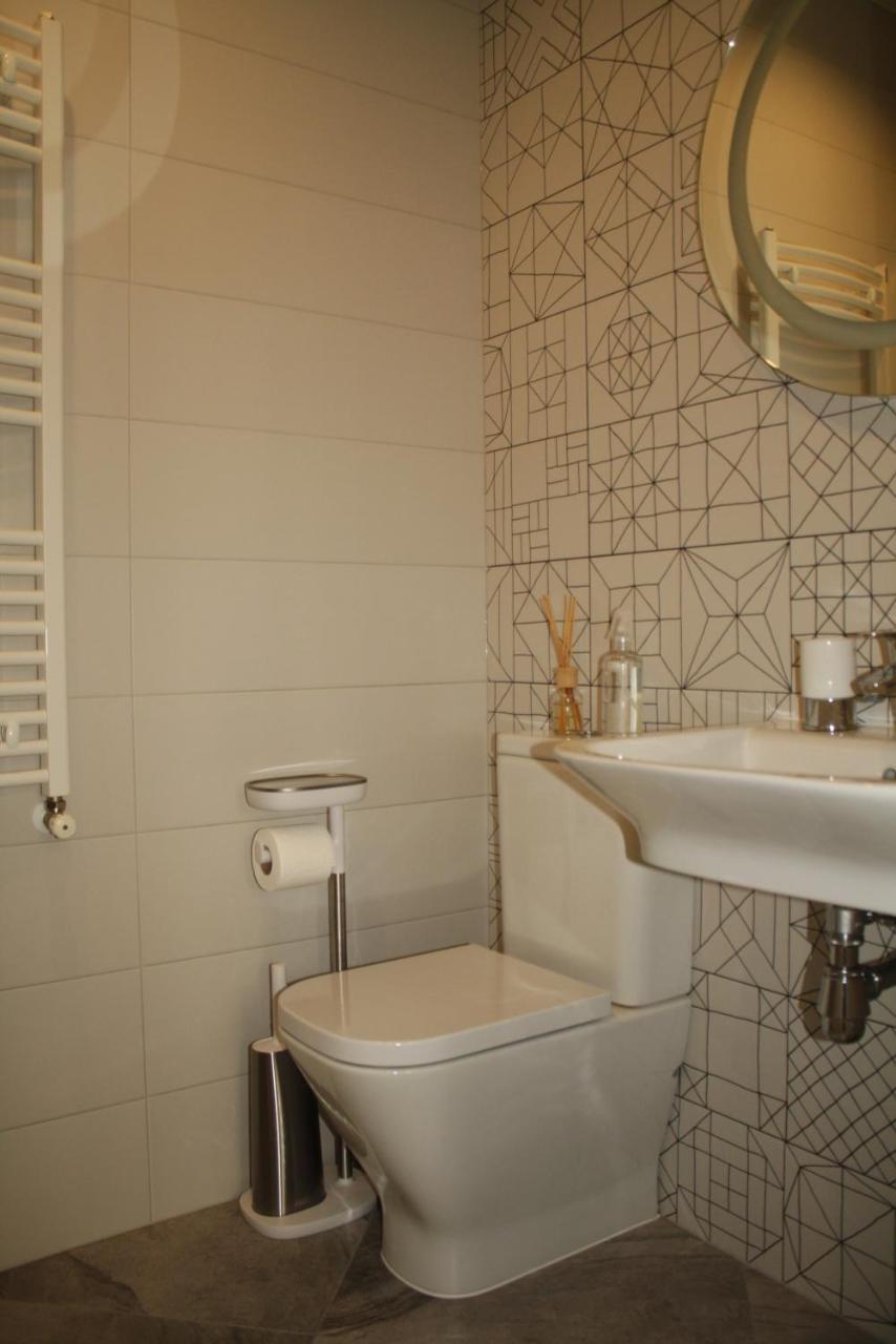 Lviv Wall Street Apt Bagian luar foto