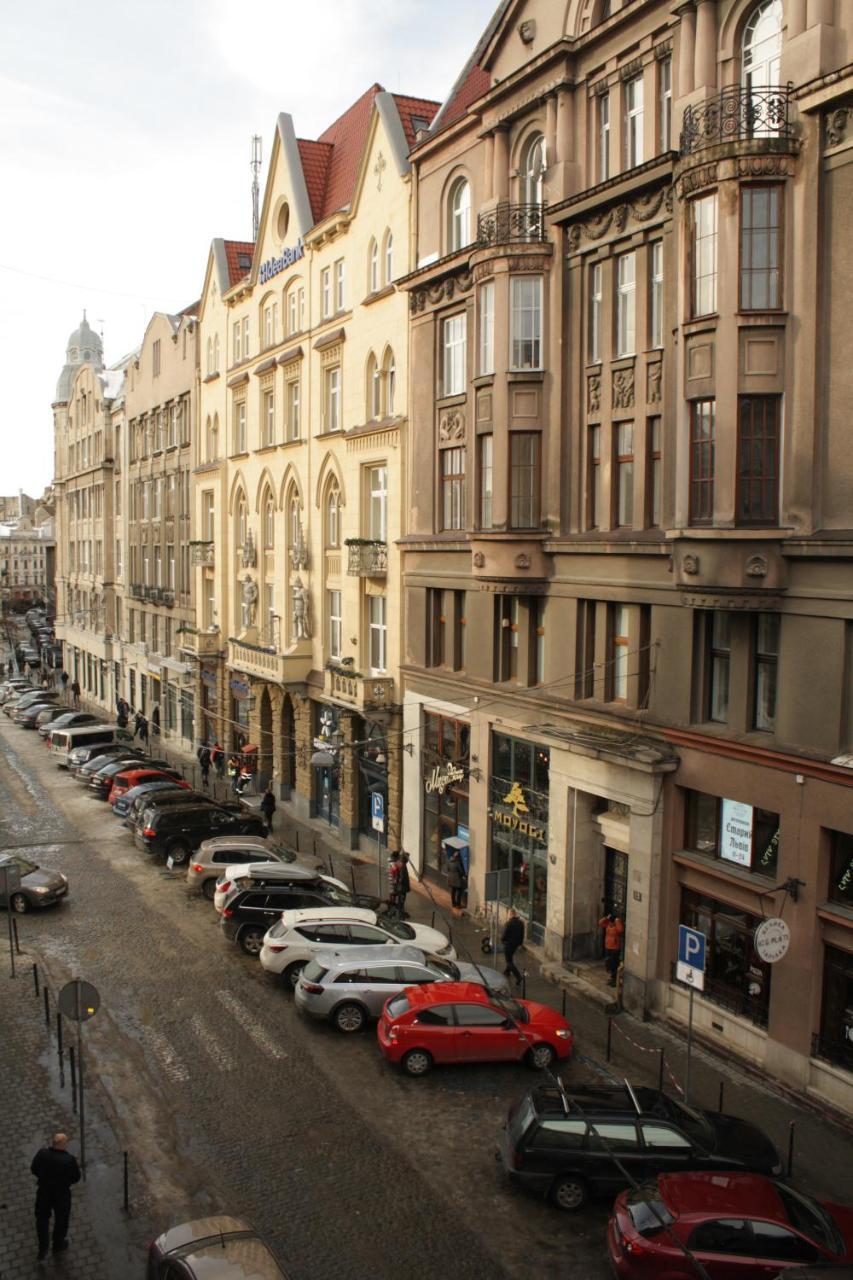 Lviv Wall Street Apt Bagian luar foto