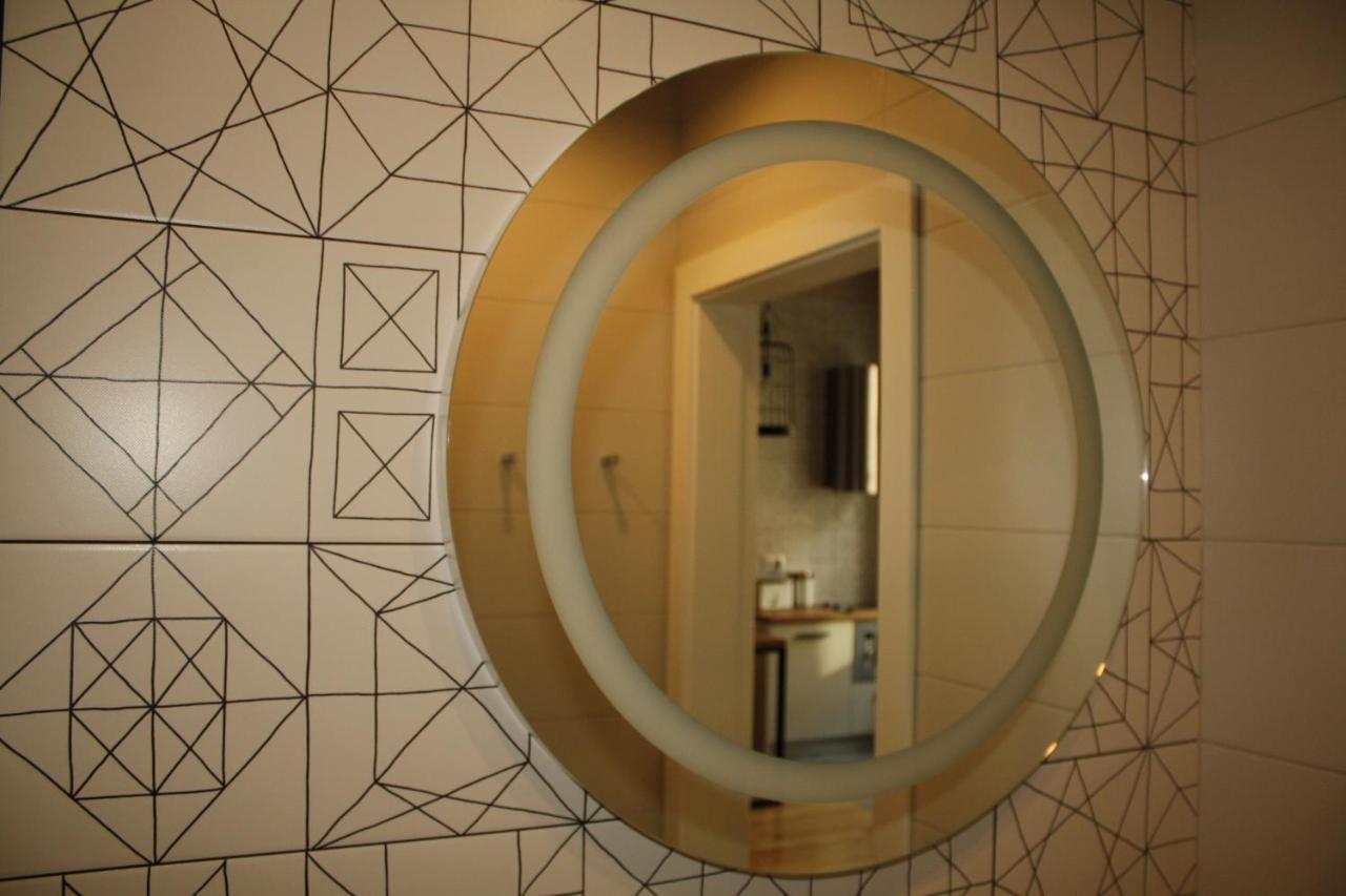 Lviv Wall Street Apt Bagian luar foto
