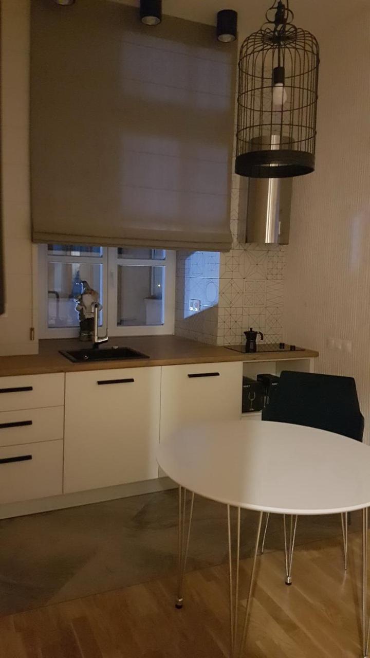 Lviv Wall Street Apt Bagian luar foto